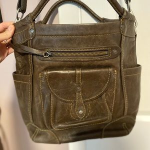 Gorgeous, distressed leather tote bag!